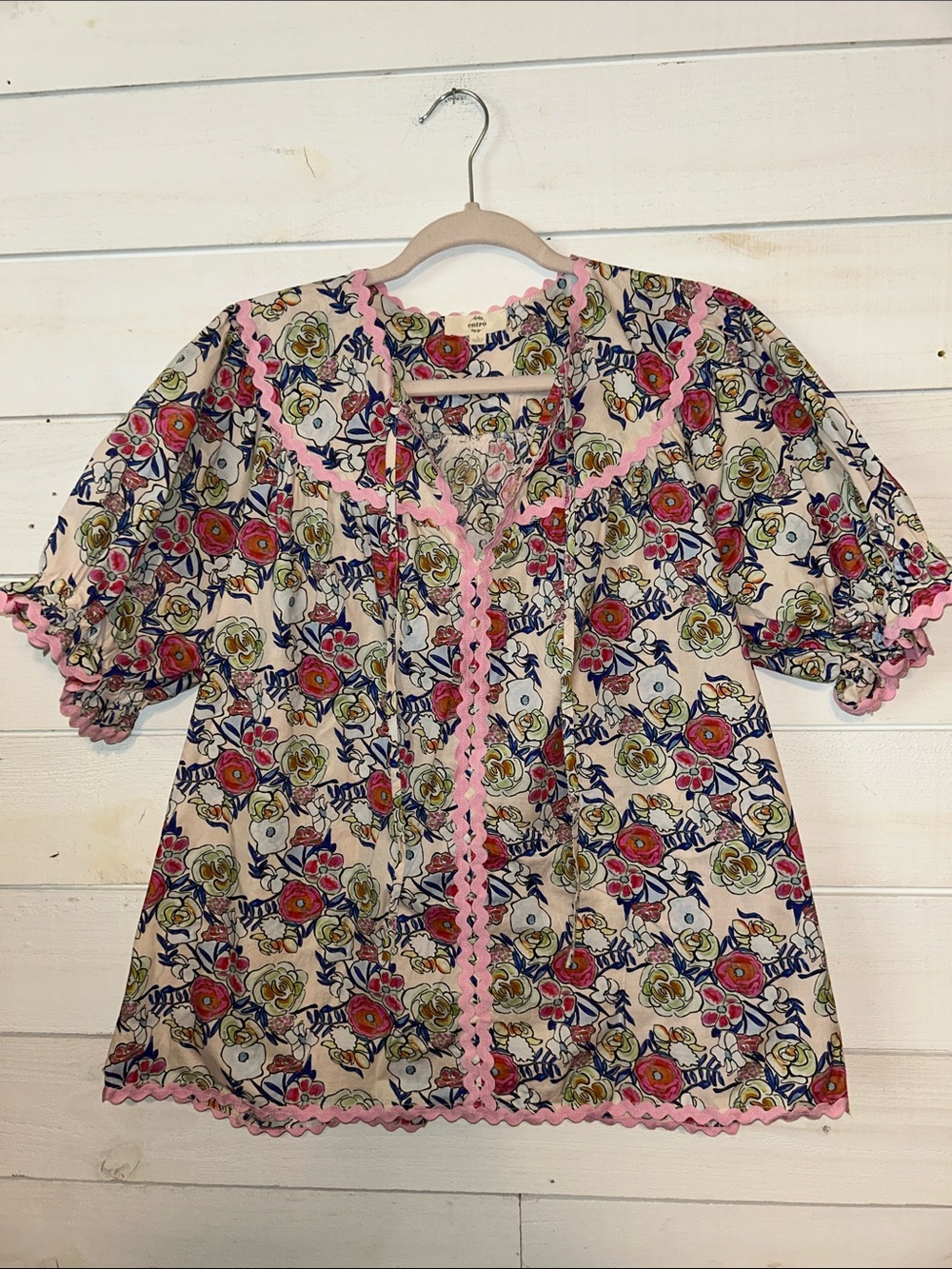 Entro boutique Floral Puff-Sleeve Cotton Blouse with Pink Trim